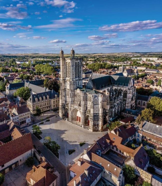 Appartement Coeur De Troyes Zewnętrze zdjęcie